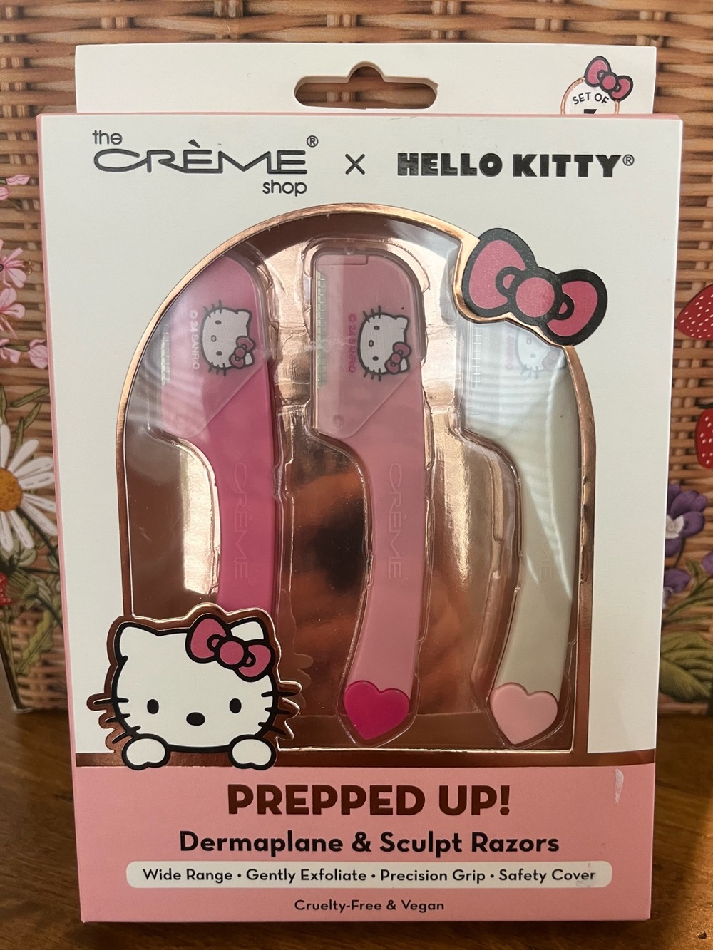 The Creme Shop Hello Kitty Pink Dermaplane & Sculpt Razor Set NEW in Box